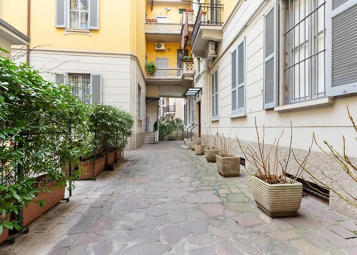 Guesthost - Naviglio Pavese Cosy Apartment